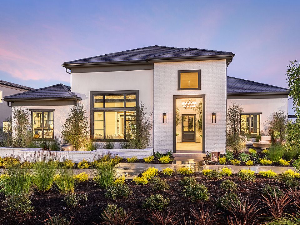 The Oak Residence Plan, Viewpoint at Saddle Crest, Silverado, CA 92676