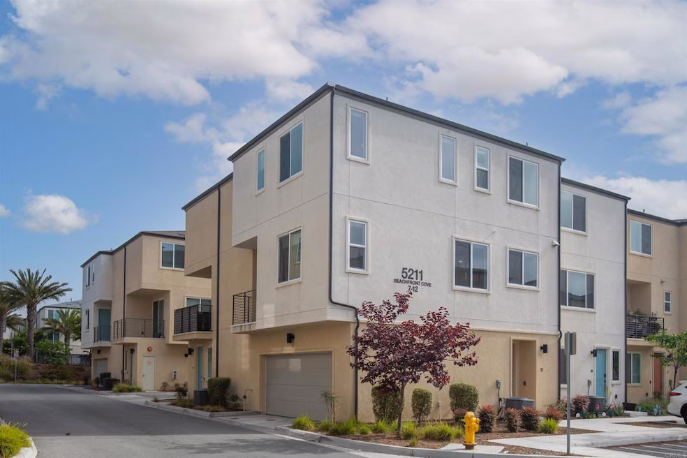 5211 Beachfront Cove Unit 12, San Diego, CA