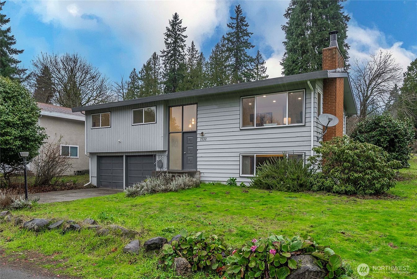 7332 S 131st Court