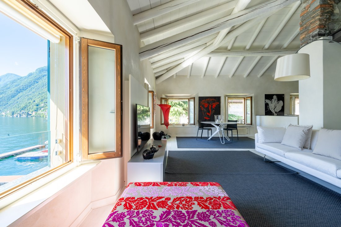 Lake Front Penthouse In Argegno Large Exclusive Terrace