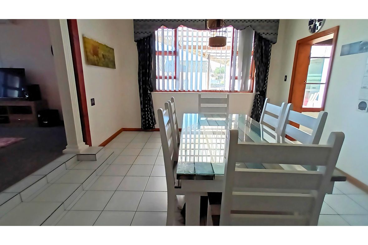 Cambridge West, South Africa