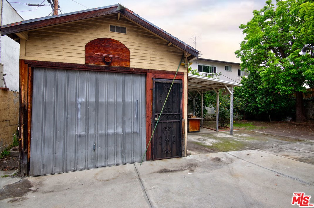 1756 N Serrano Ave Los Angeles, CA 90027