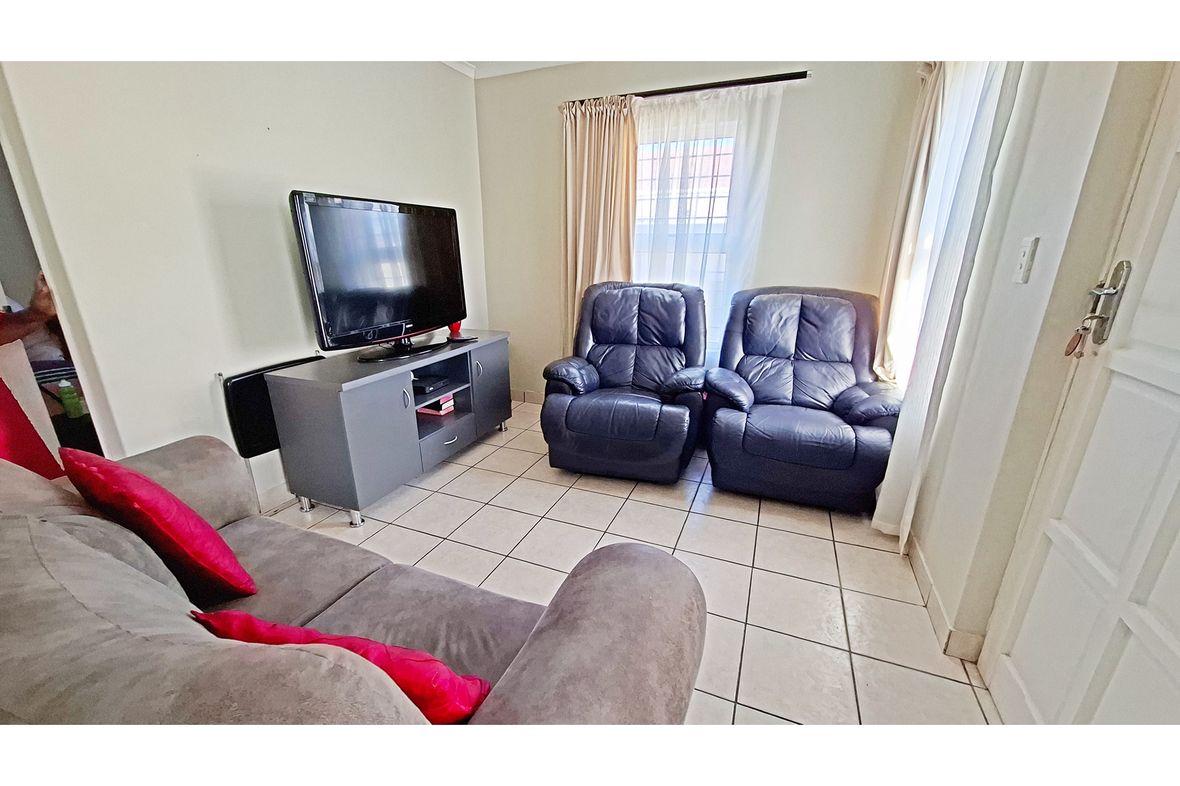 Broadlands Village, South Africa