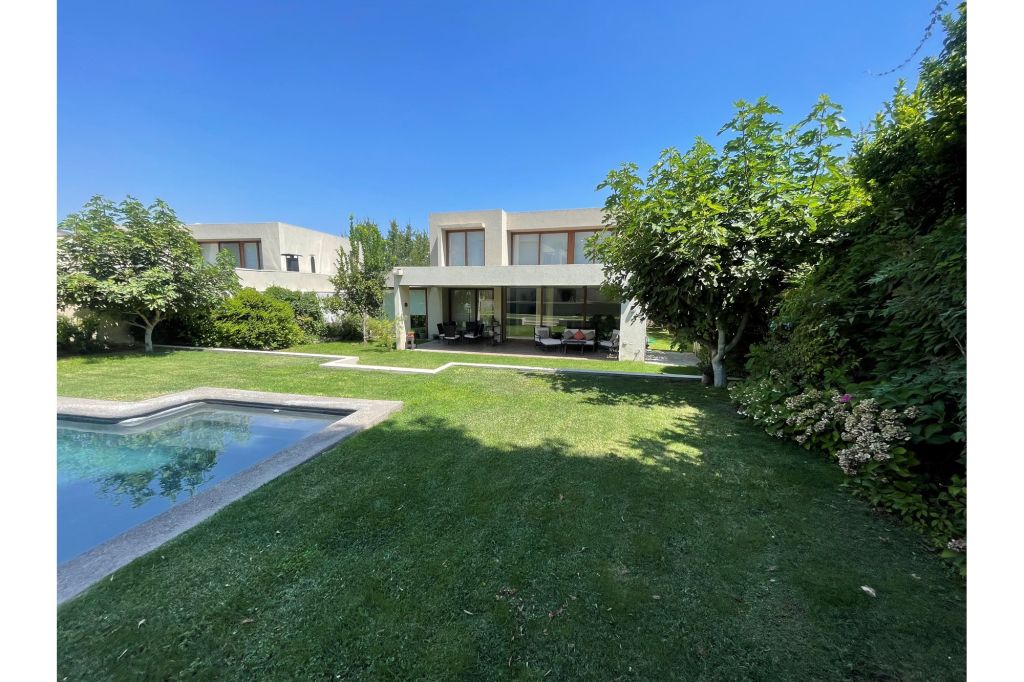 Property in Colina