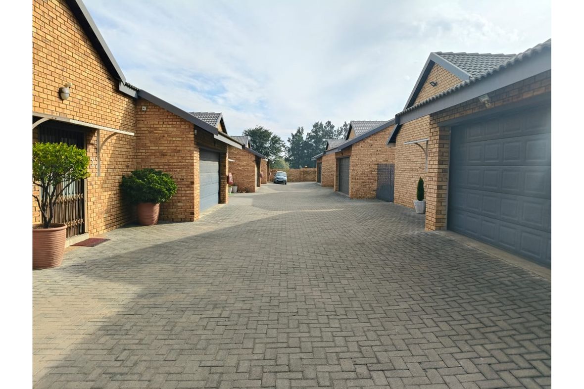 Property in Vaalpark