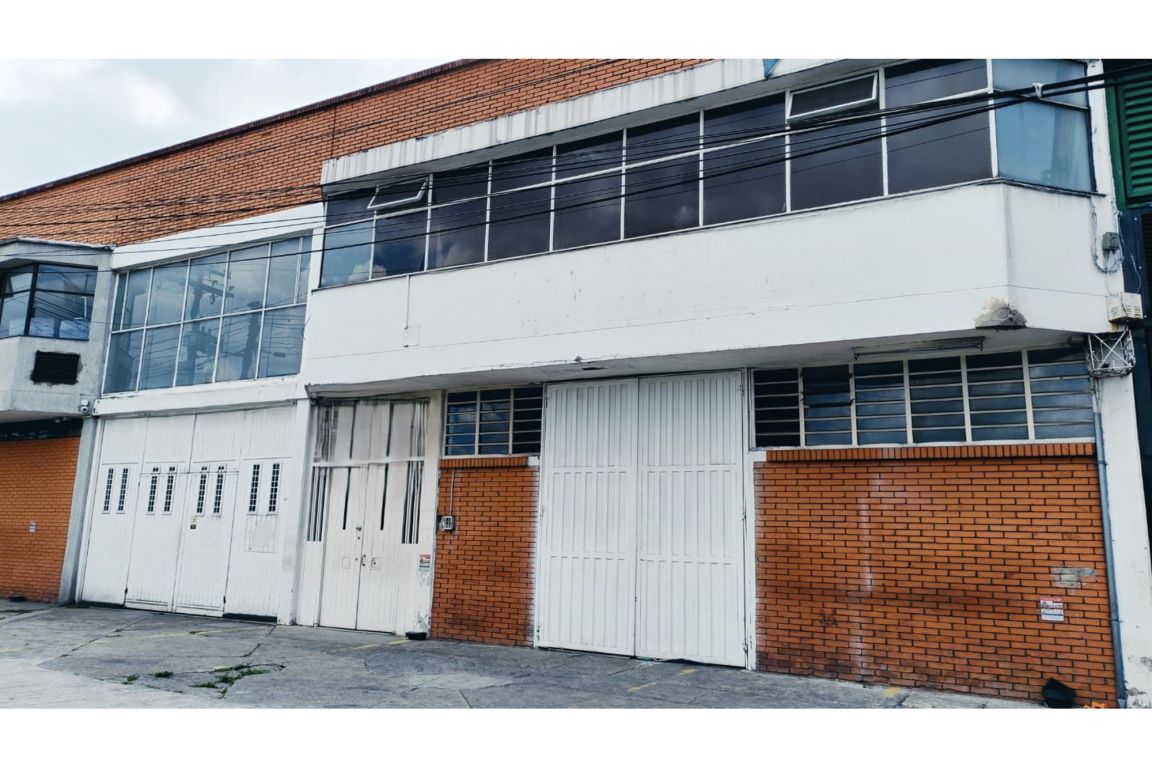 Property in Engativa