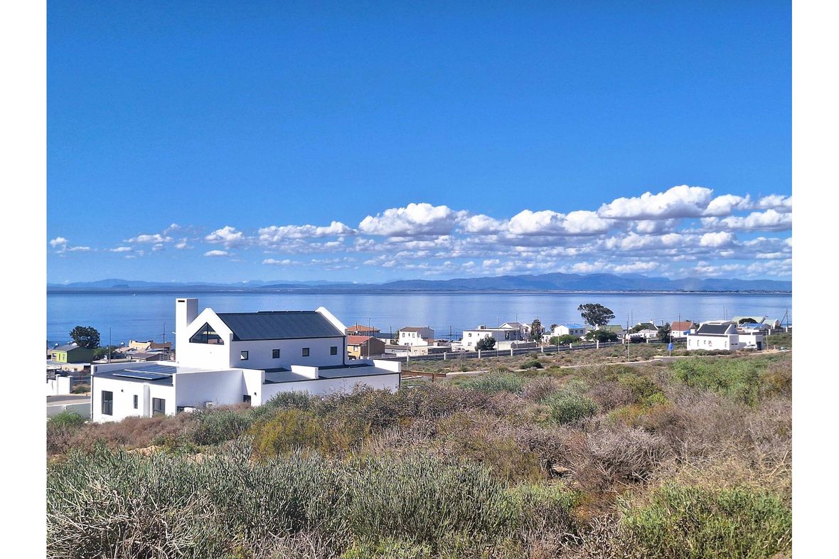 Property in St Helena Views