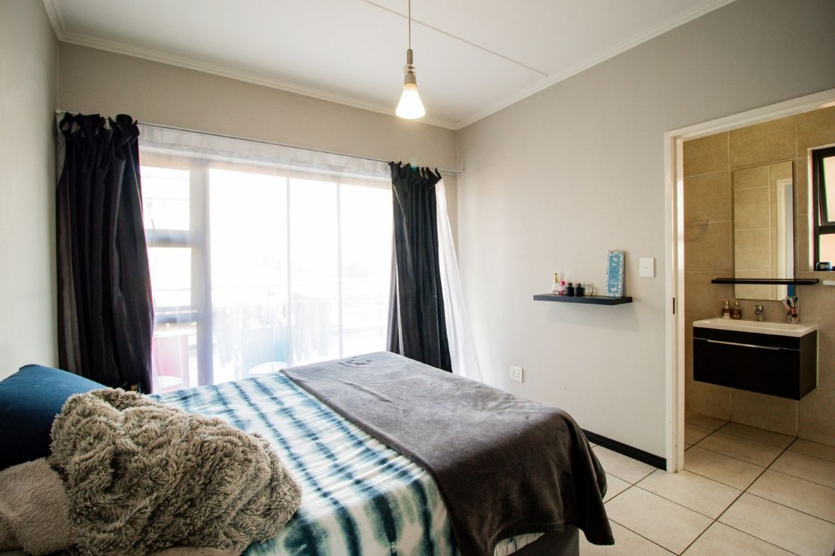 Property in Greenstone Hill