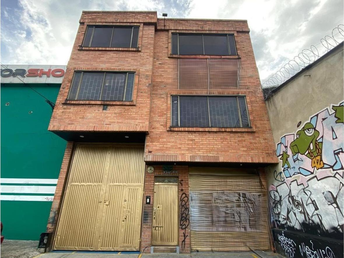 Property in Barrios Unidos