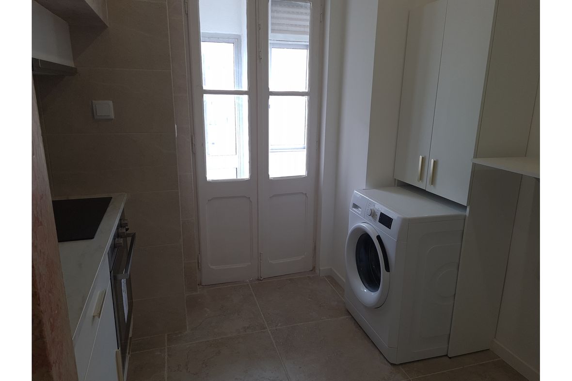 Property in Arroios