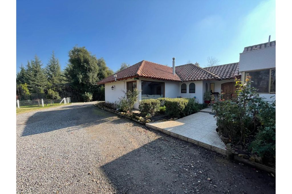 Property in Colina