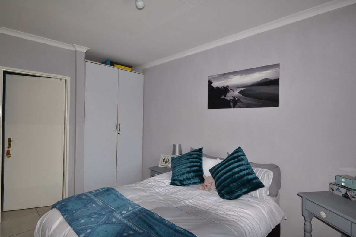 Property in Greenstone Hill