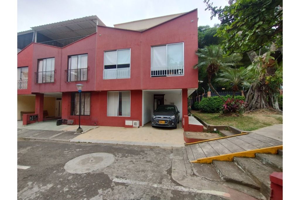 Property in Cali