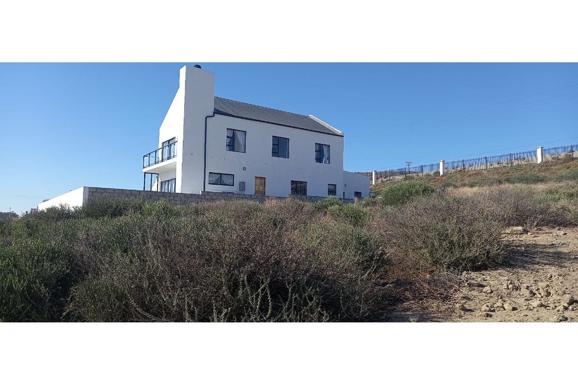 Property in St Helena Views