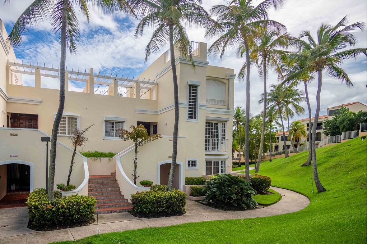 Property in Candelero Abajo Ward