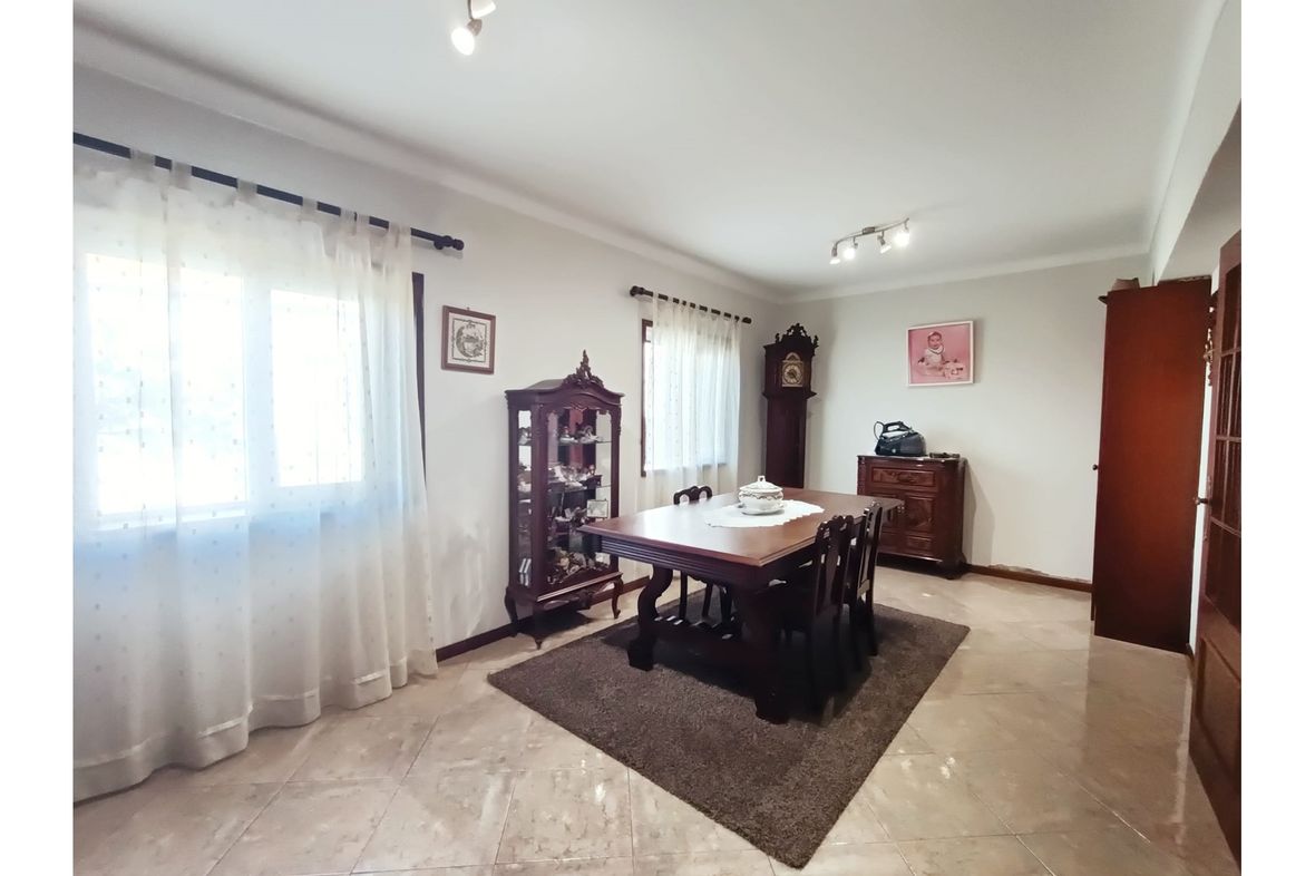 Property in Oliveira Do Douro