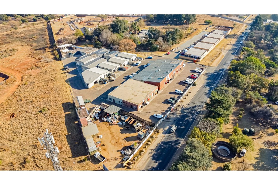 Property in Honeydew