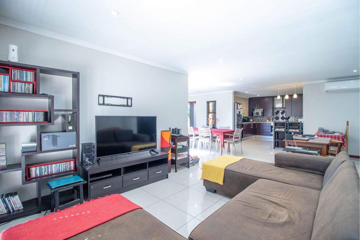 Property in Greenstone Hill