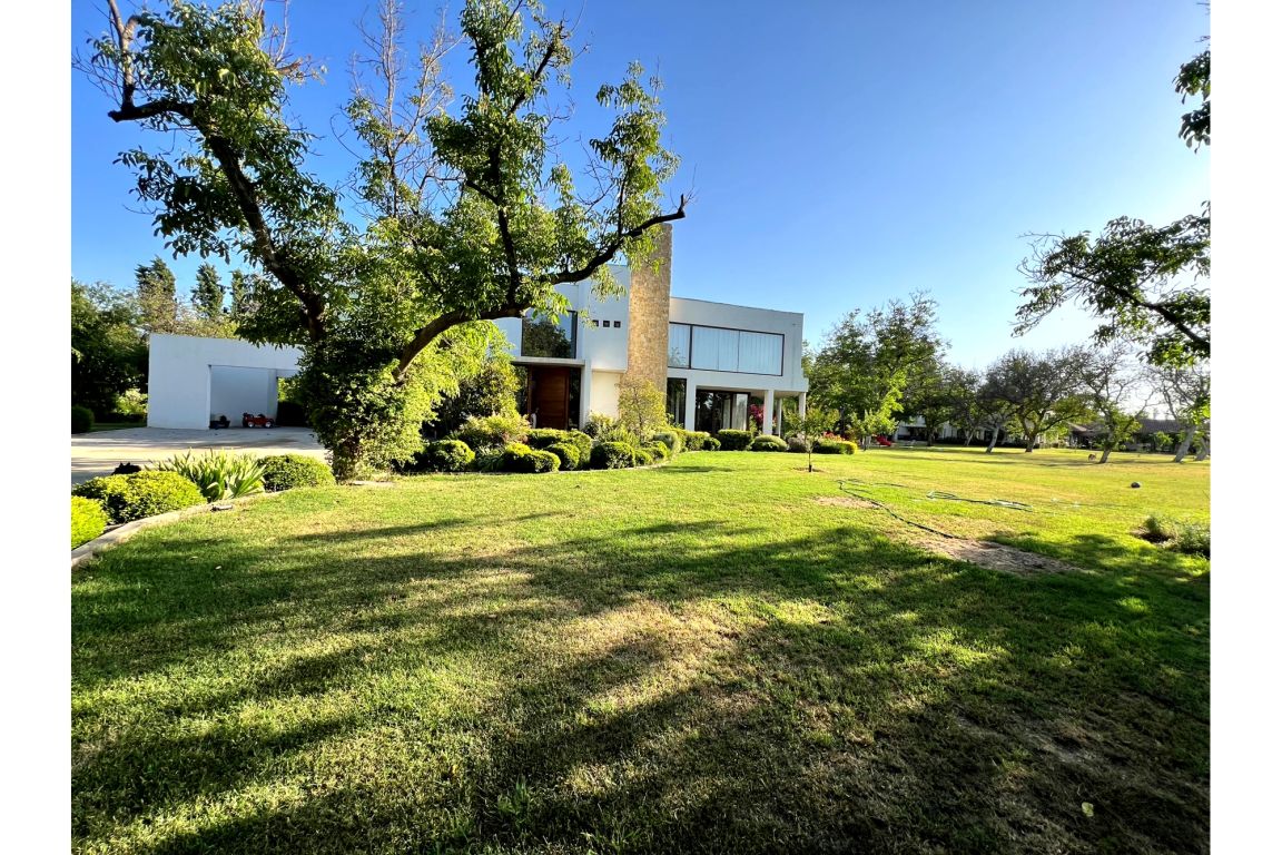 Property in Colina