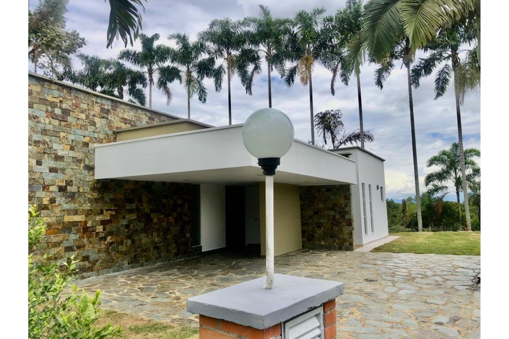 Property in Pereira