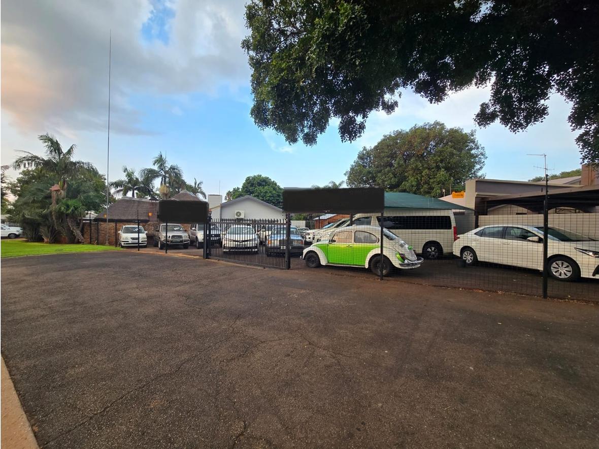 Property in Sinoville