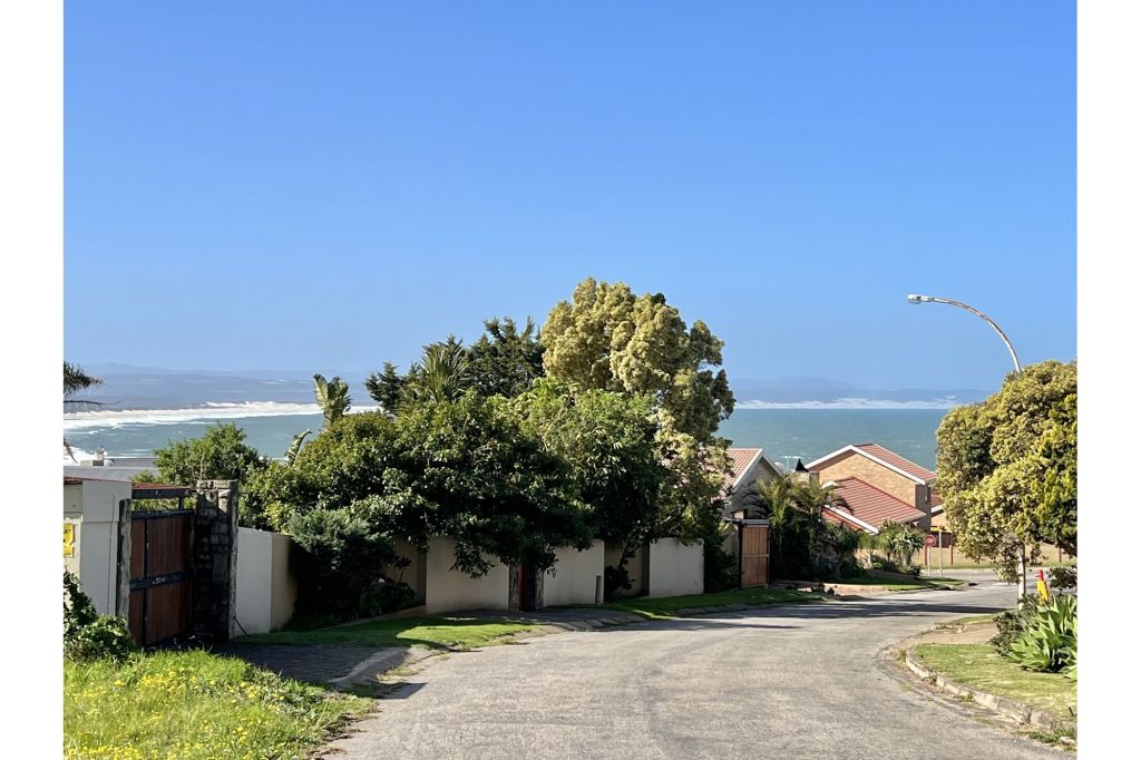 Jeffreys Bay Wavecrest, Eastern Cape