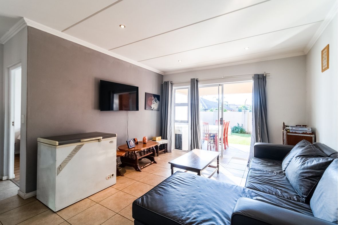 Property in Greenstone Hill