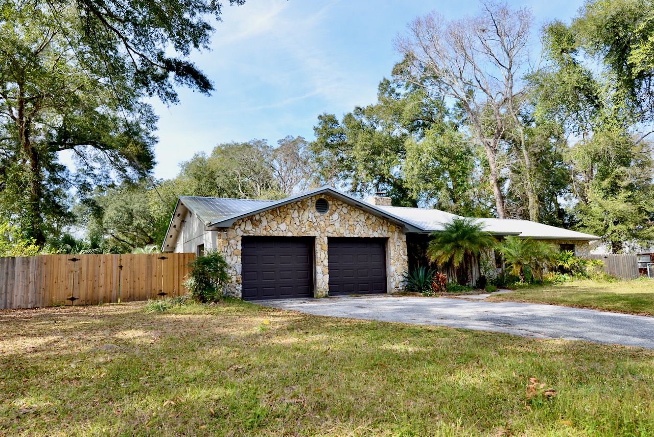 3 Beds / 2 Bath in Ocala, FL