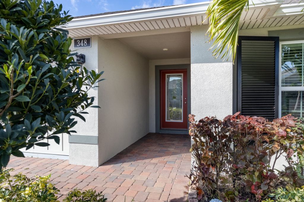 3 Beds / 2 Bath