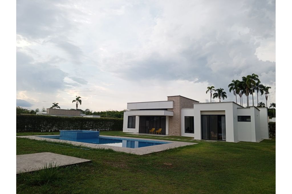 Property in Pereira