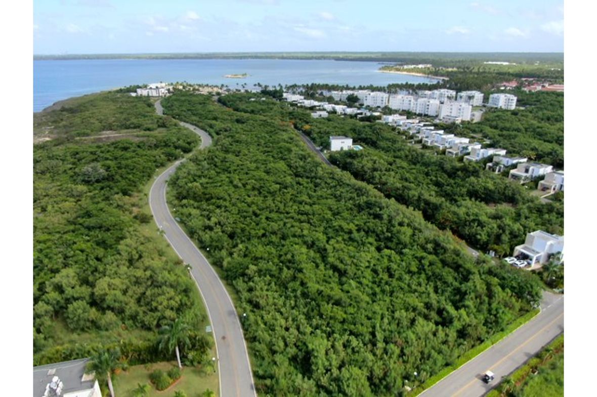 Property in Nueva Romana