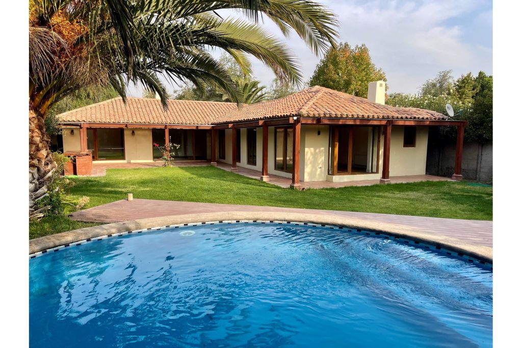 Property in Colina
