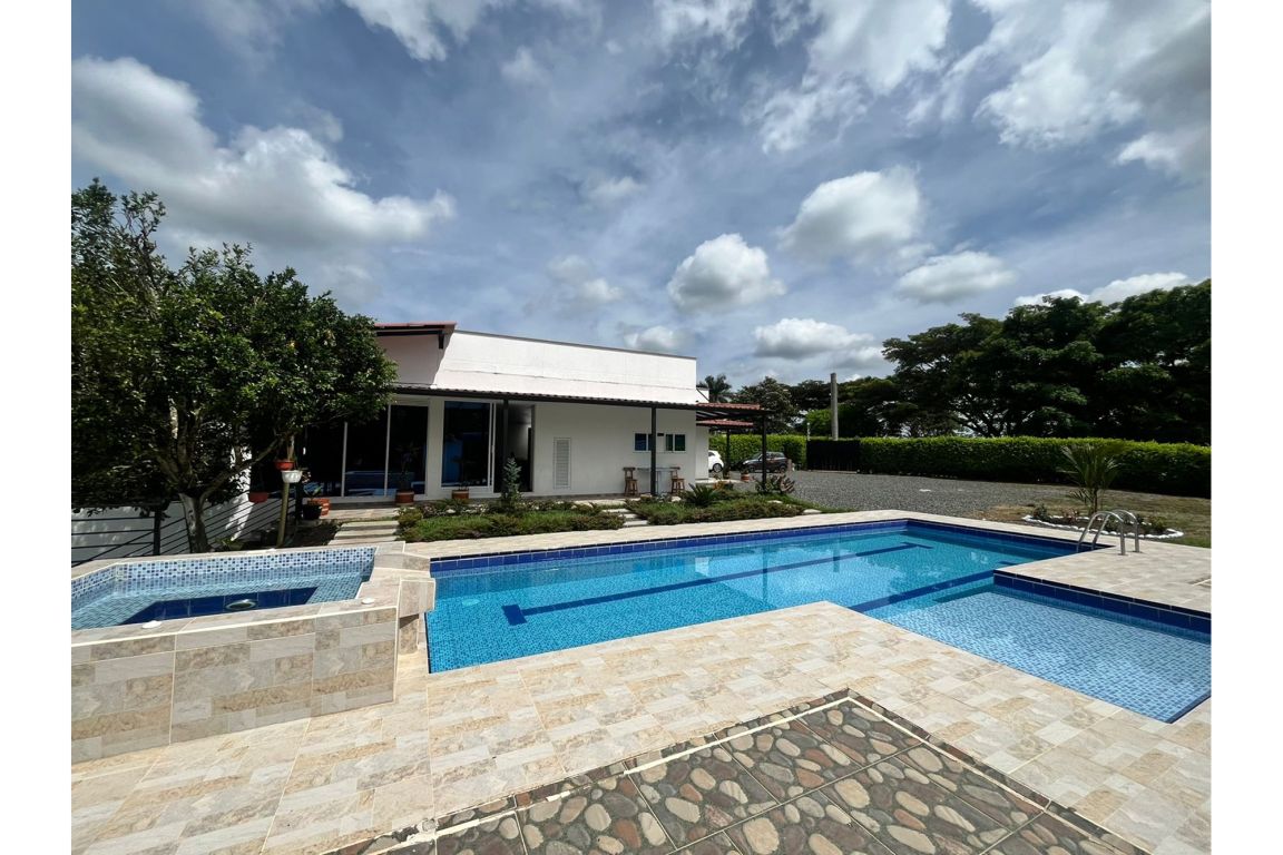 Property in Pereira