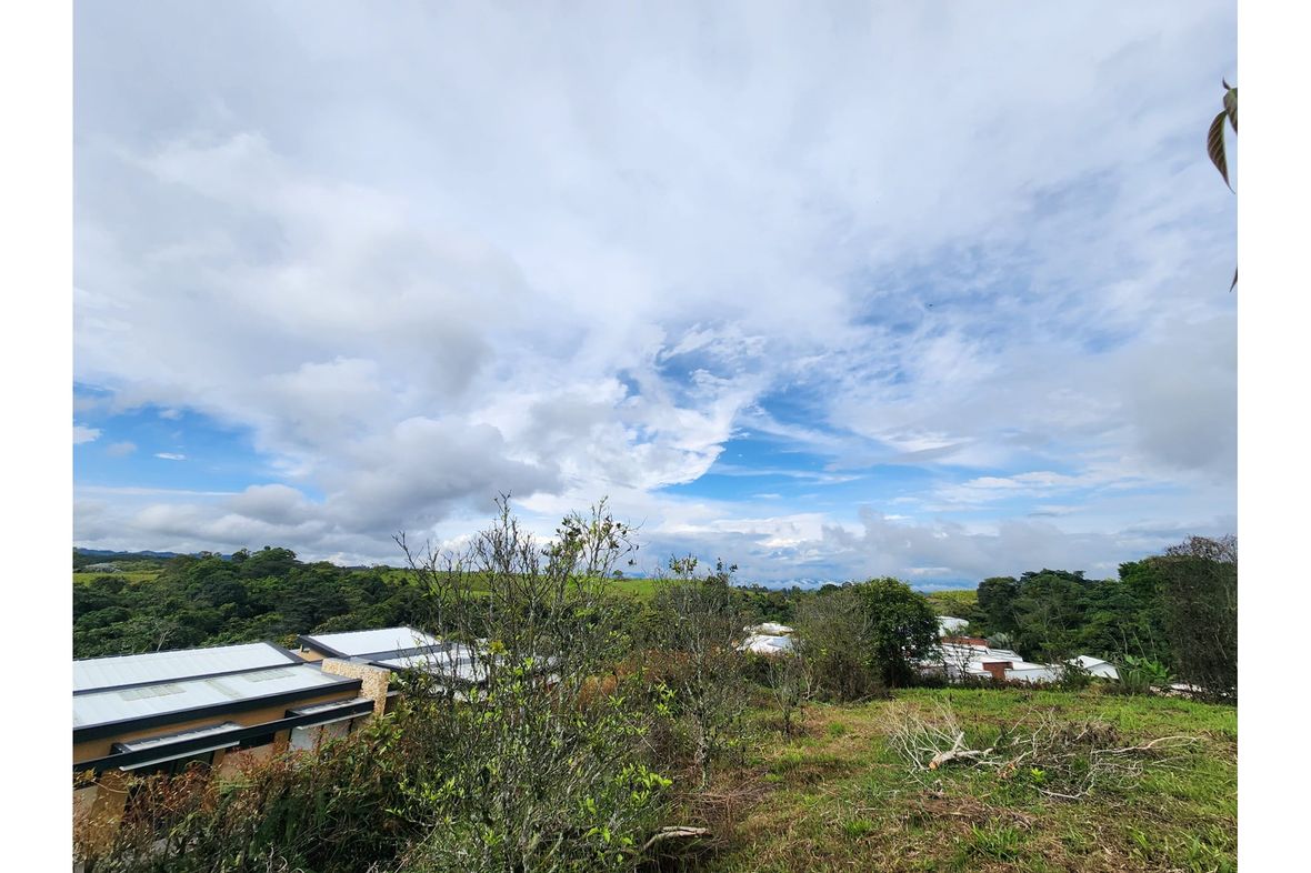 Property in Pereira