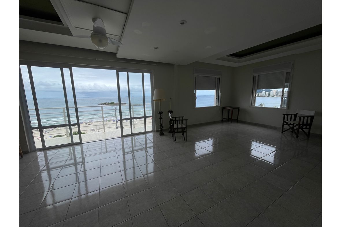 Property in Guarujá
