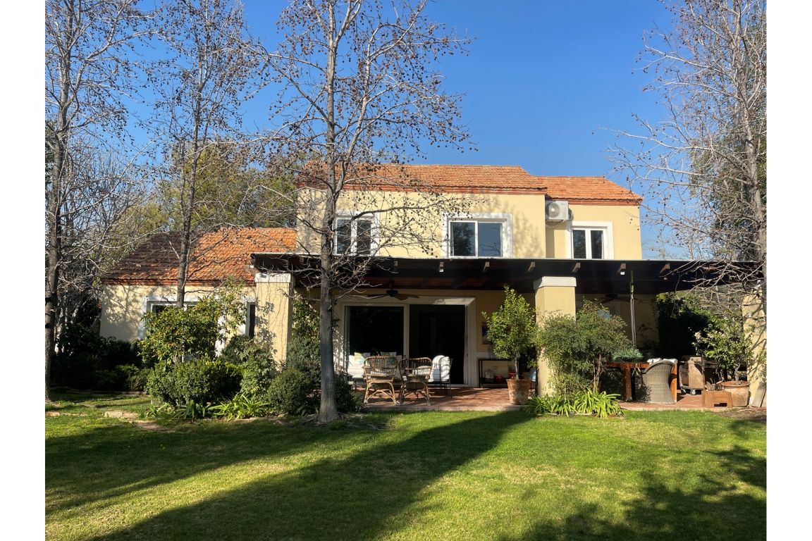 Property in Colina