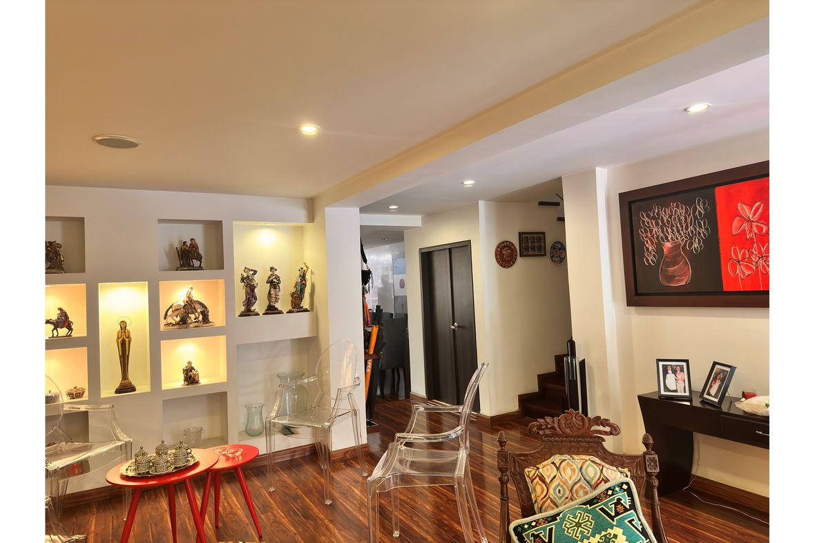 Property in Suba