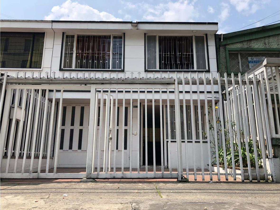 Property in Engativa