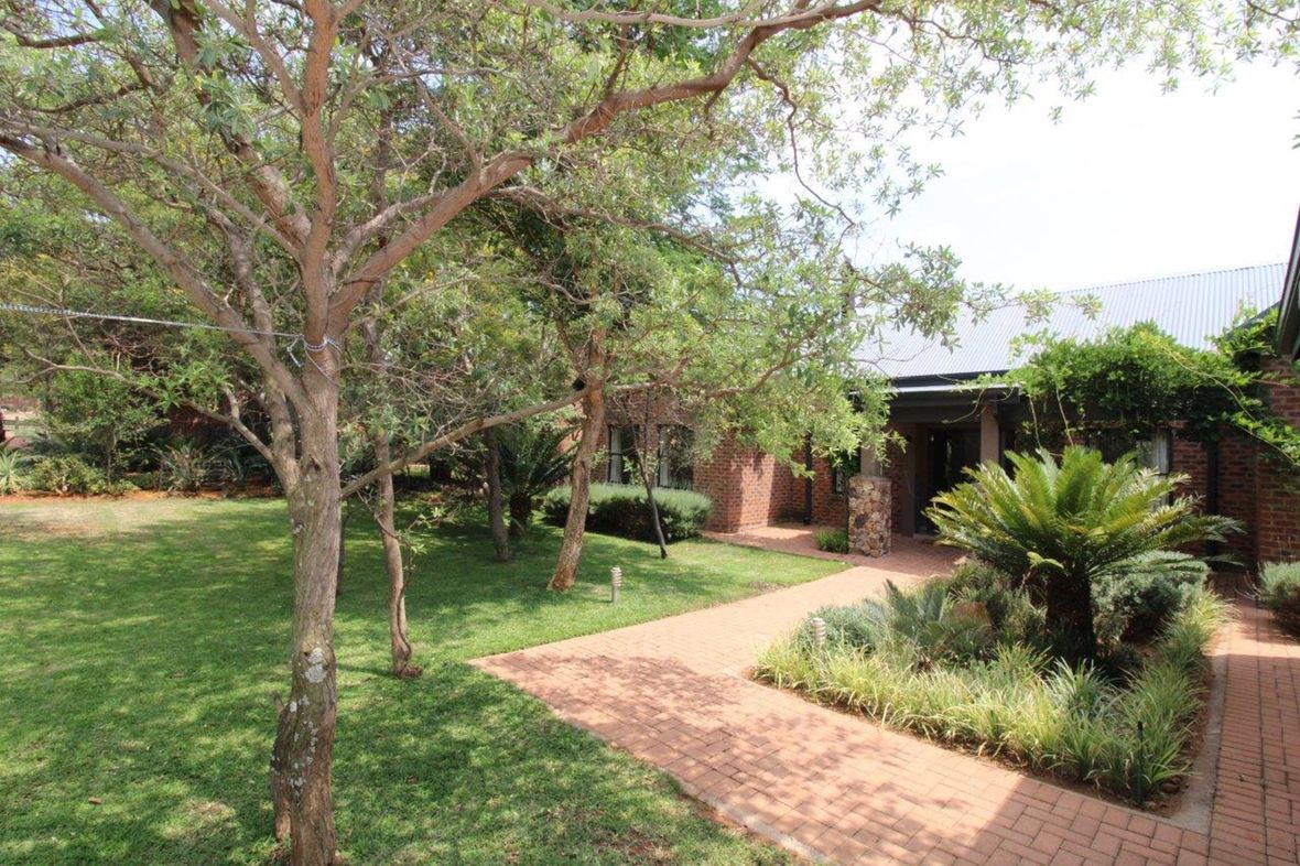 Negester Klein-Kariba, South Africa
