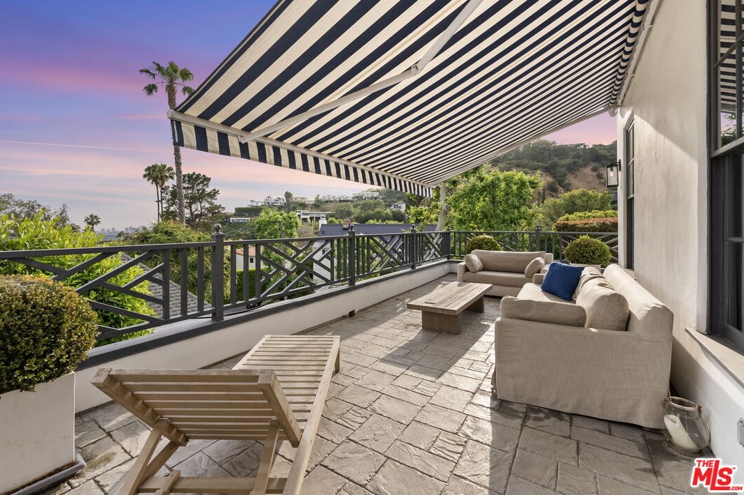 1460 N Doheny Dr Los Angeles, CA 90069