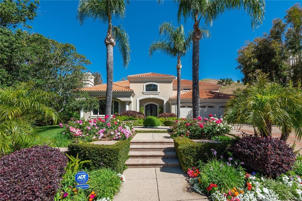 25473 Cumberland Lane