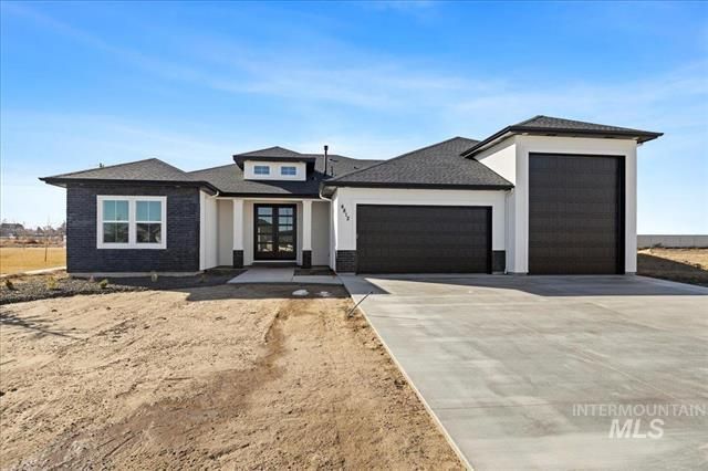 Brand New Luxury Home