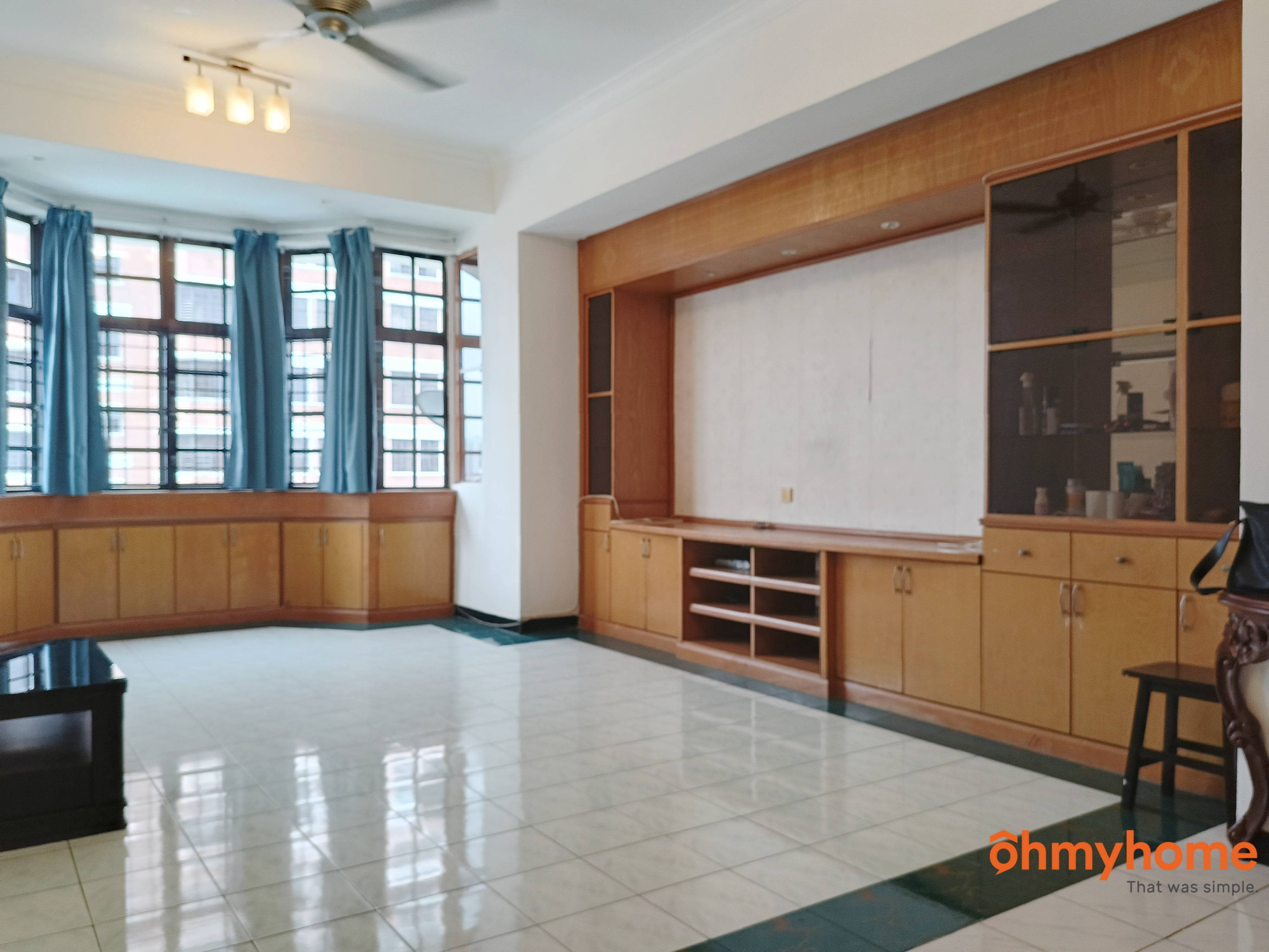 Putra Indah Condominium D Putra Indah Condominium (Serdang Raya) Zip 43300 Seri Kembangan Selangor