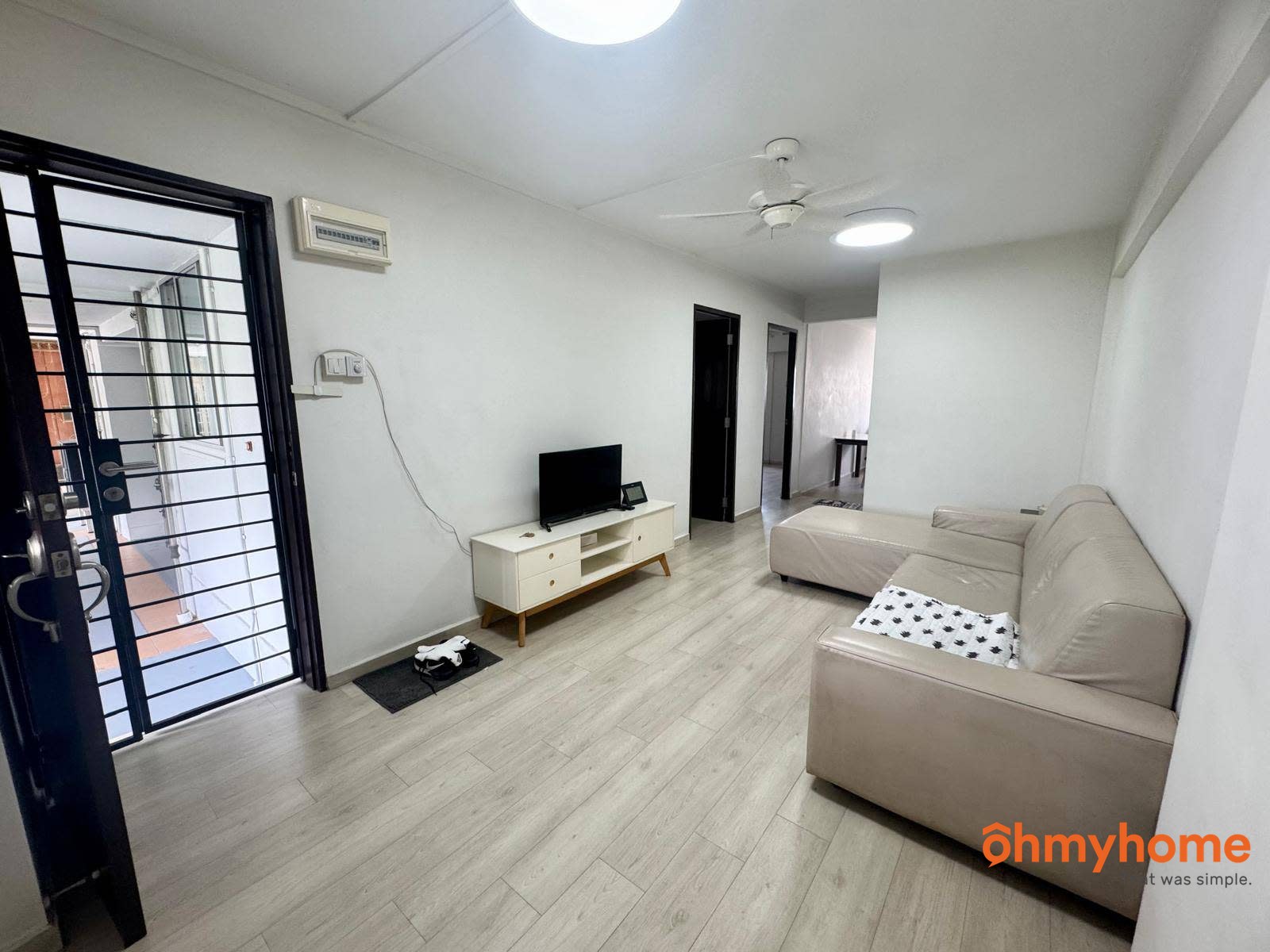 257 Jurong East Street 24